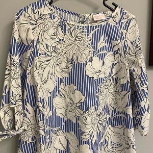 Isabell maternity size small White and blue striped 3/4 length sleeve blouse